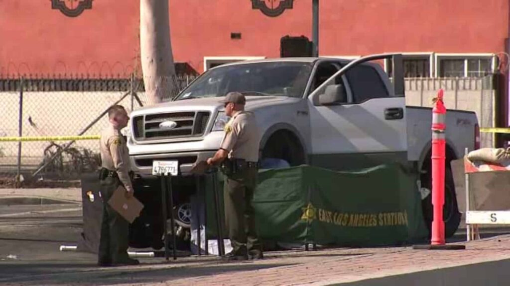 Man in wheelchair fatally struck by pickup truck in Commerce