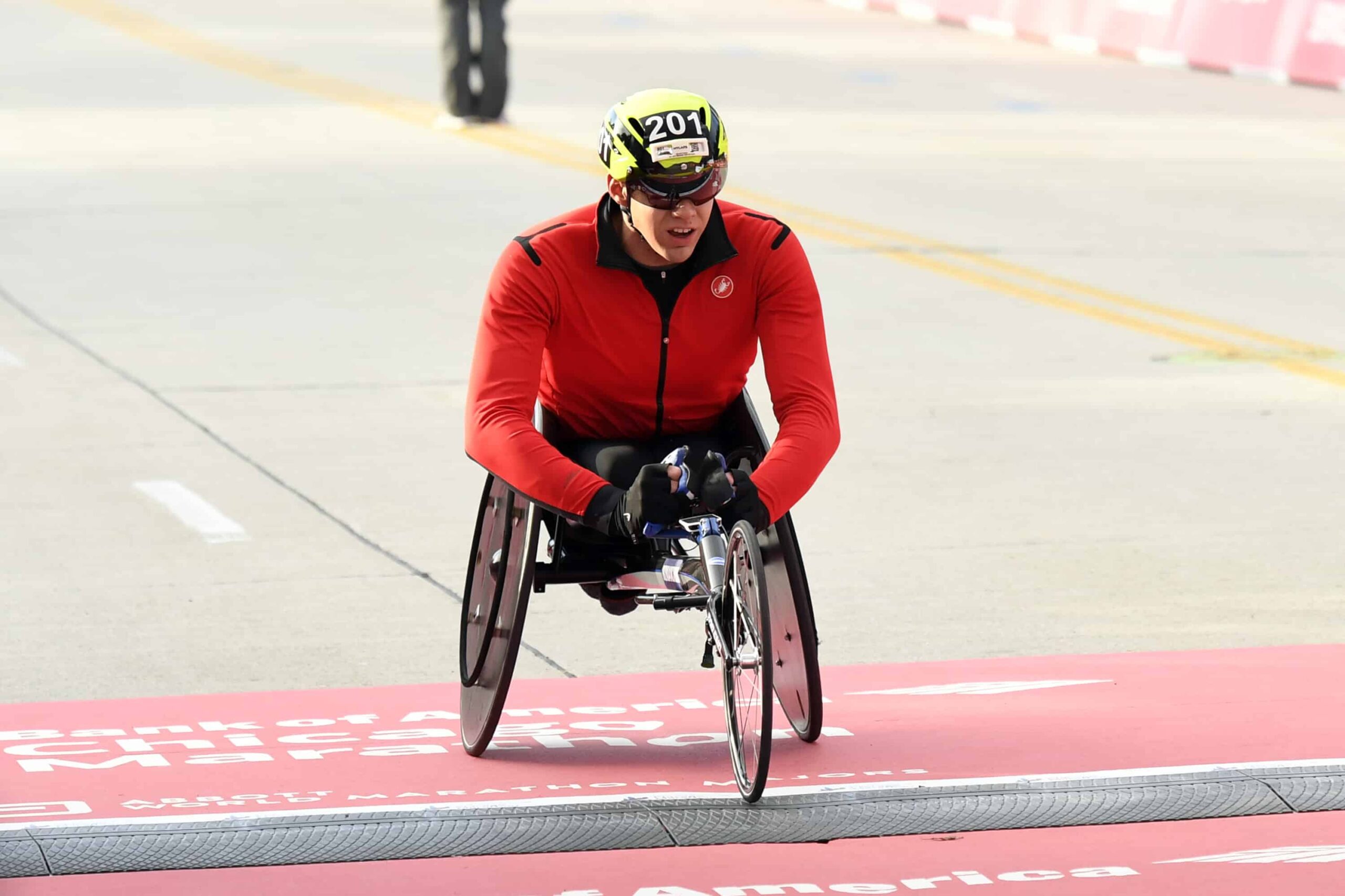 Daniel Romanchuk wins the Men's Wheelchair Bank of America Chicago Marathon Sunday, in Chicago.